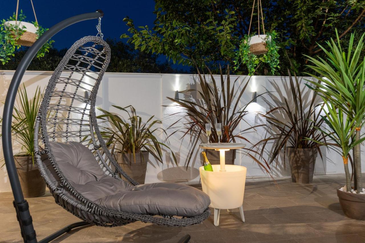 Jacuzzi Deluxe Villa Скала Сотирос Екстериор снимка