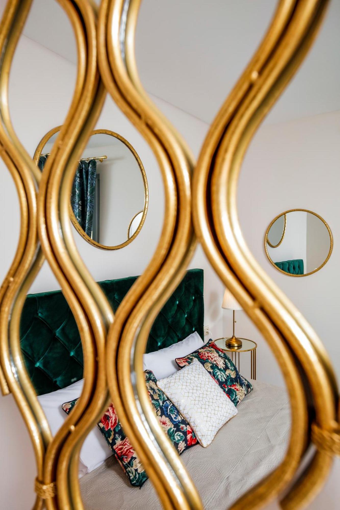 Jacuzzi Deluxe Villa Скала Сотирос Екстериор снимка